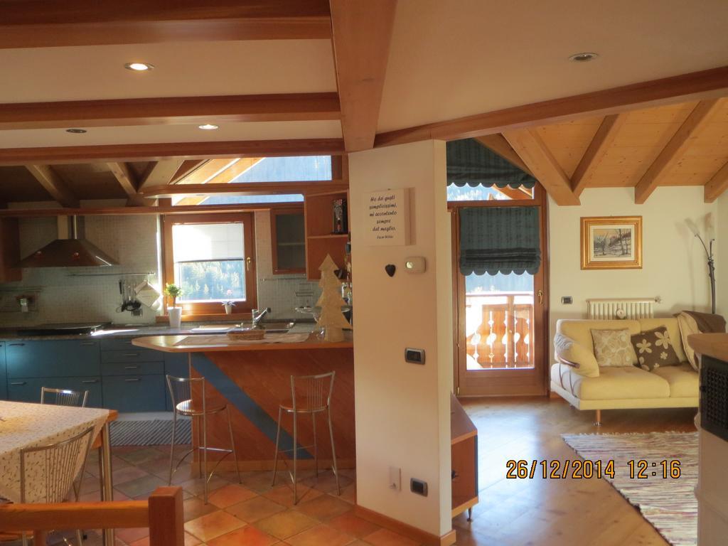 Casa Lucia Apartment Isolaccia Room photo